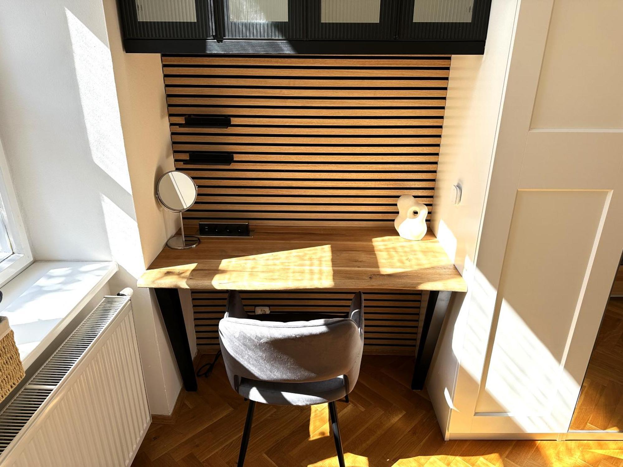 Black Eagle Apartments Praha Bagian luar foto
